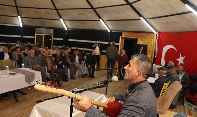 Oltulu Aşık Mevlüt İhsani anıldı