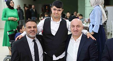 Özel birey Eren için coşkulu asker uğurlaması