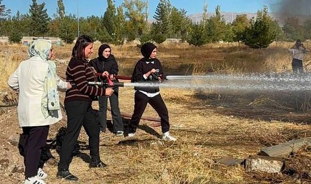 Patnos'ta afet ve yangın eğitimi ile güvenlik farkındalığı artırıldı