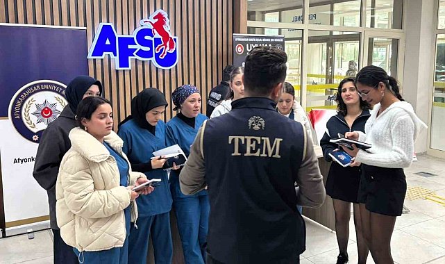 Polisten 17 bin üniversite öğrencisine terörle ve uyuşturucuyla mücadele eğitimi