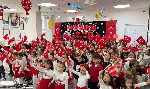 Pursaklar'ın Nezaket Okullarında Cumhuriyet Bayramı coşkusu