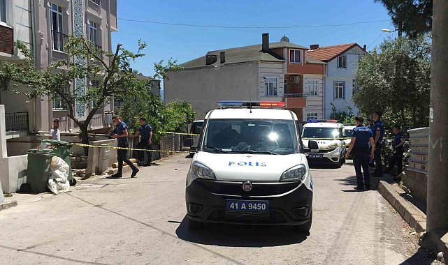 "Annene sürprizim var" diyerek saldırmış