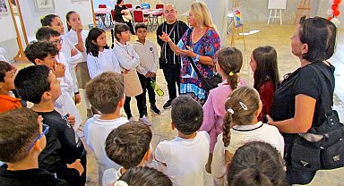 "Ekim Geçidi" sergisi Çeşme'de