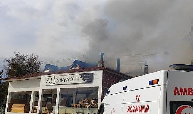 Samsun'da mobilya dükkanında yangın