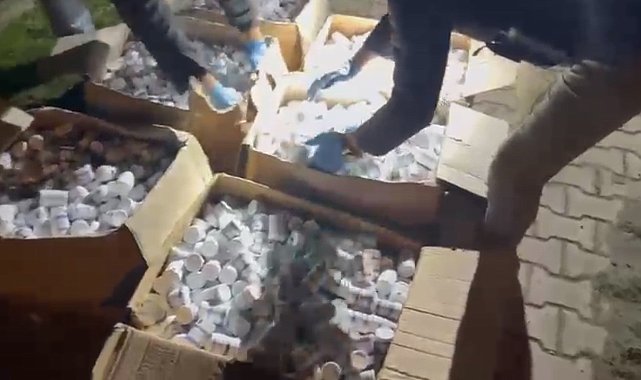 Samsun'da tırdan 153 bin adet uyuşturucu hap çıktı