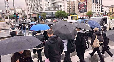 Samsun'da yağmur etkili oldu