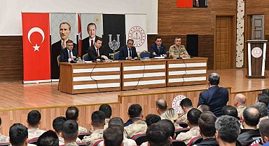 Şanlıurfa'da "Okul ve Okul Çevresi Güvenliği" değerlendirme toplantısı