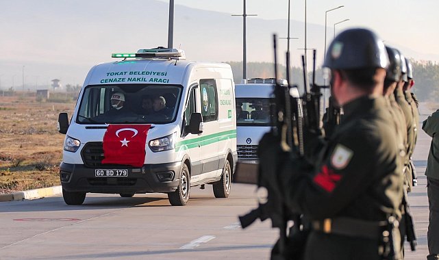 Şehit Eyüp Güner Gaziantep'e dualarla uğurlandı