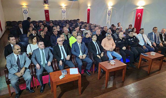 Sultanhisar'da "genel tarım sayımı eksik parseller" konulu toplantı yapıldı