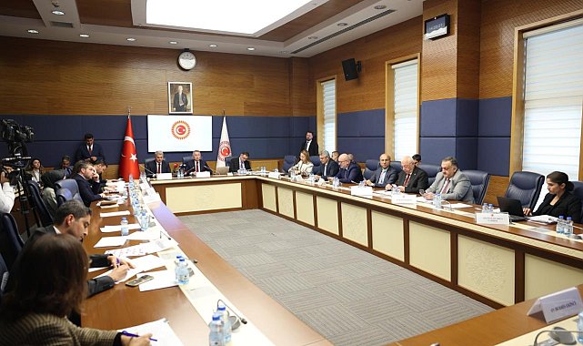 TBMM Dışişleri Komisyonu Başkanı Oktay: "SDG'nin Suriye ile bütünleşmesinin en kısa zamanda gerçekleşmesi gerekmektedir"