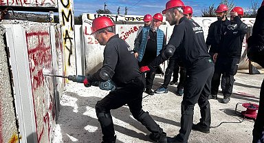 Tekirdağ'da AFAD ekiplerinden kentsel arama kurtarma eğitimi
