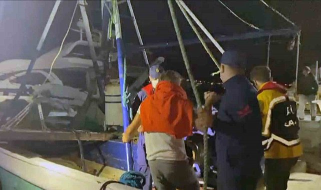 Ticari yatta rahatsızlanan vatandaşa Sahil Güvenlik'ten tıbbi tahliye