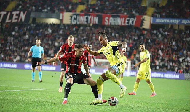 Trendyol Süper Lig: Gaziantep FK: 0 - Fenerbahçe: 4