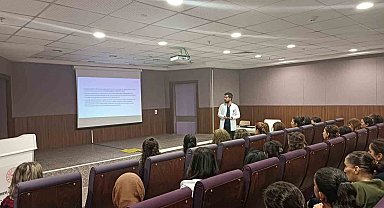 Tunceli'de meme kanseri farkındalık çalışmaları sürüyor