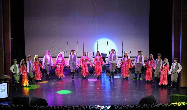 Türkiye'nin ilk belediye konservatuvarı yeni sezona coşkuyla başladı