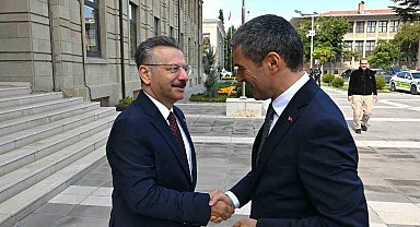 Uşak Valisi'nden Eskişehir Valiliği'ne ziyaret