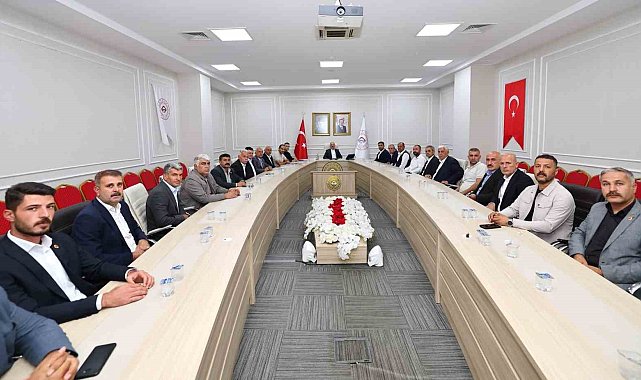 Vali Varol, Kömür Beldesi'nin taleplerini masaya yatırdı