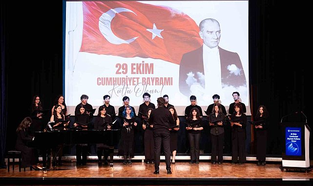 Yaşar Üniversitesinde Atatürk'ün izinde cumhuriyet kutlaması