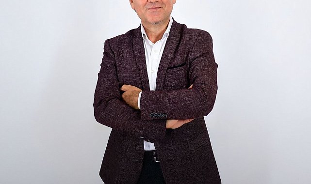 Yazar Sinan Meydan Antalyalılarla buluşuyor