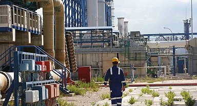 Yunanistan Parlamentosu, azami mesai süresini 13 saate kadar yükselten tasarıyı kabul etti