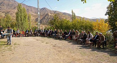 2. Ordu Komutanı Korgeneral Topaloğlu gaziyi köyünde ziyaret etti