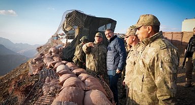 2. Ordu Komutanı Korgeneral Topaloğlu sınır noktasında