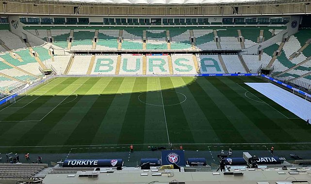 A Milli Futbol Takımı, 10. kez Bursa'da