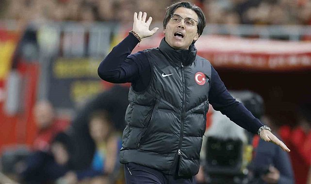 A Milli Futbol Takımı'nda 8 değişiklik