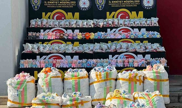 Adana'da 2 bin 605 gümrük kaçağı "Labubu" oyuncak ele geçirildi