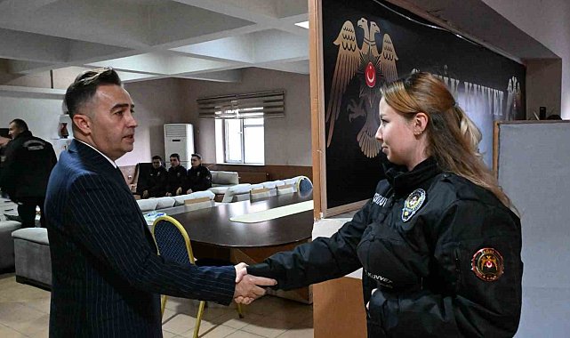 Ağrı Emniyet Müdürü Önder'den çevik kuvvete başarı belgesi