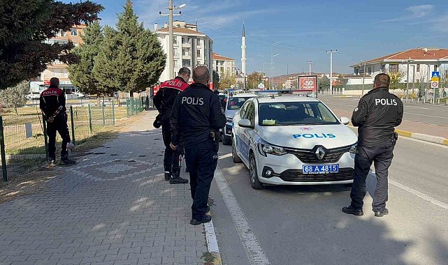 Aksaray'da 16 yaşındaki çocuk parkta bıçaklandı