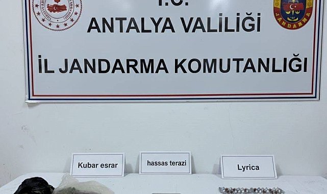 Alanya'da yarım kilo kubar esrar ele geçirildi