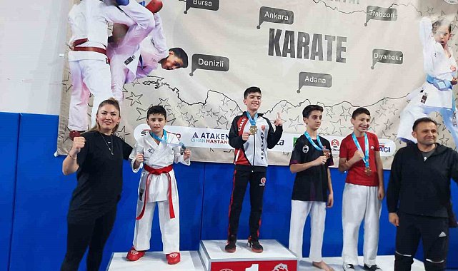 Aliağalı karatecilerden Denizli'de büyük başarı