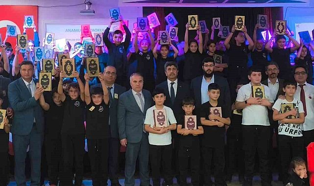 Anamur'da 'Kur'an okuyorum, peygamberimi seviyorum' programı büyük ilgi gördü