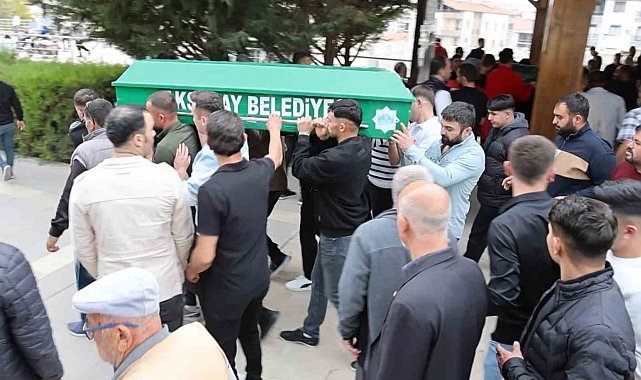 Ankara'daki kazada ölen 4 kişi Aksaray'da son yolculuğuna uğurlandı