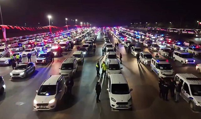 Antalya Emniyeti'nden 458 torbacının gözaltına aldığı operasyona "Affetmiyoruz, geri adım atmıyoruz, vazgeçmiyoruz" paylaşımı