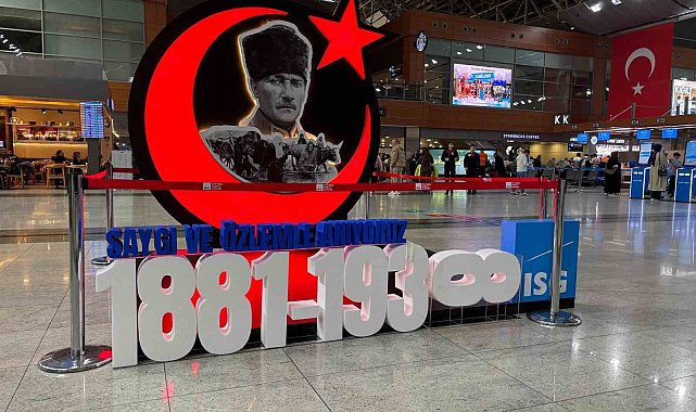 Atatürk 10 Kasım'da İstanbul Sabiha Gökçen'de anıldı