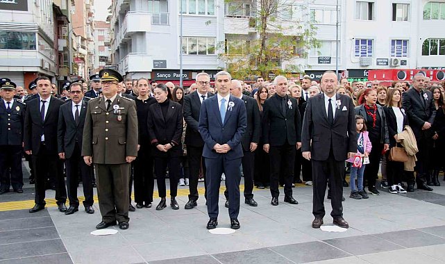 Atatürk vefatının 87. yıldönümünde Uşak'ta anıldı