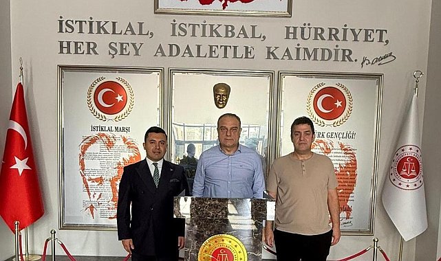 Bağcı, Anamur Adalet Sarayında incelemelerde bulundu