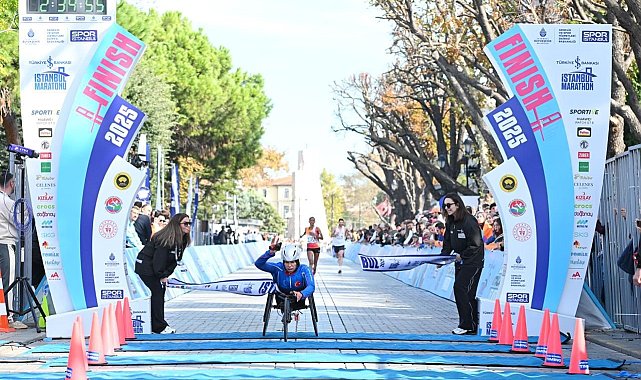 Bağcılar Belediyesi sporcuları İstanbul Maratonu'nda şampiyon oldu