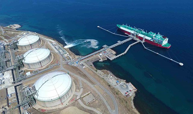 Bakan Bayraktar: "İhtiyaç duyduğumuz doğal gazın yarısını LNG olarak alabilir hale geldik"