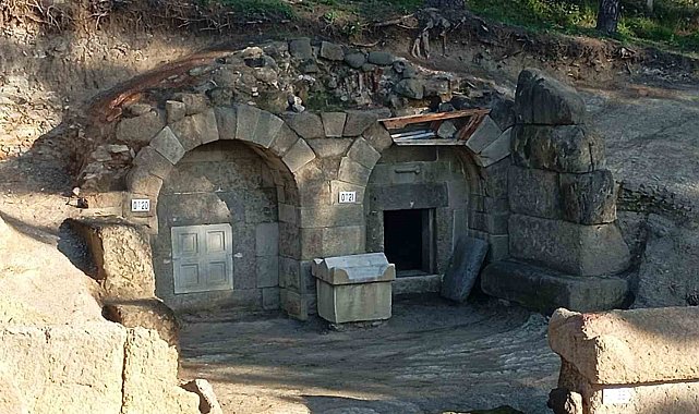 BARÜ bölgenin arkeolojik gelişimine katkı sunacak çalışmalara devam ediyor