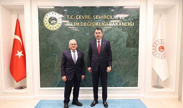 Başkan Büyükkılıç'tan Bakan Kurum'a ziyaret