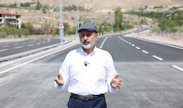 Başkan Çolakbayrakdar: "Kayseri'mizin trafik yükünü hafifleten akıllı kavşakları yaygınlaştırıyoruz"
