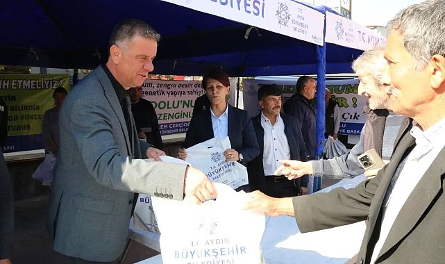 Başkan Ercan: "Kışlık sebze fidelerini vatandaşlarımızla buluşturduk"