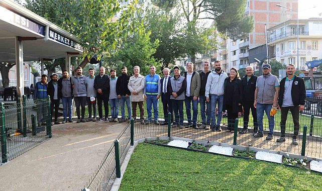 Başkan Ertuğrul Tetik sabah mesaisine sahada başladı