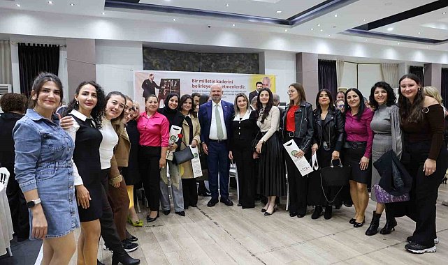 Başkan Pehlivan: "Hayatta takdire değer ne varsa, temelinde bir öğretmenin emeği vardır"