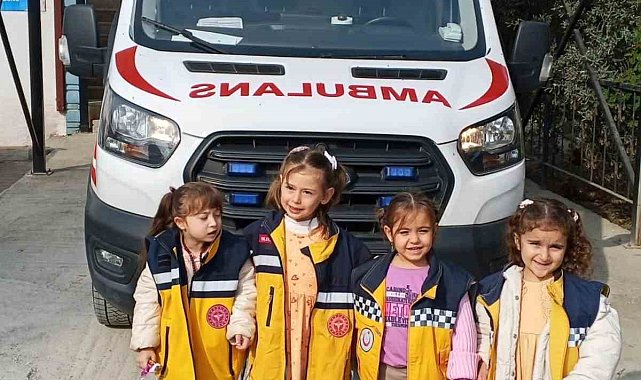 Bayırköy'de Kur'an kursu öğrencilerinden 112 acil merkezine gezi