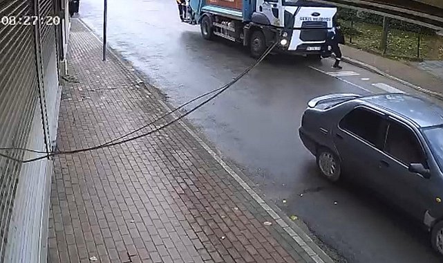 Belediye işçisinin hayatını kaybettiği korkunç kaza kamerada