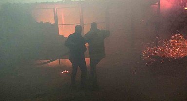 Besni'de konteyner yangını korkuttu